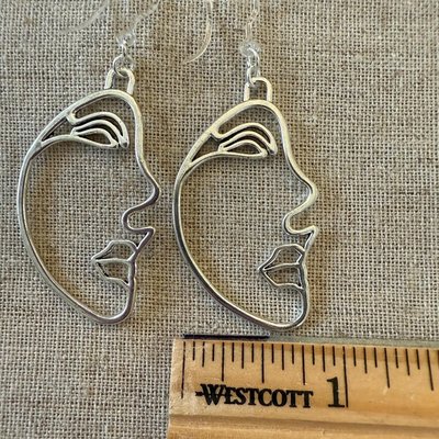 Allergy-friendly earrings - hypoallergenic materials - Image 2
