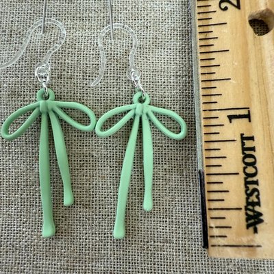 Lightweight hypoallergenic earrings - safe for metal allergies - Image 3