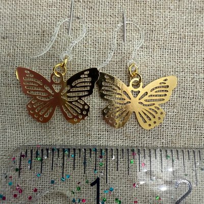 Lightweight hypoallergenic earrings - safe for metal allergies - Image 2
