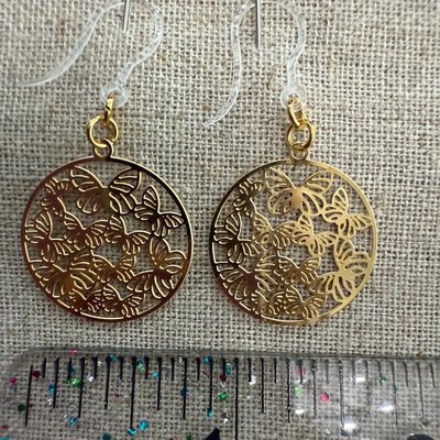 Lightweight hypoallergenic earrings - safe for metal allergies - Image 2