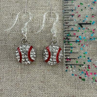 Lightweight hypoallergenic earrings - safe for metal allergies - Image 2