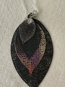 Hypoallergenic earrings for sensitive ears - Image 3